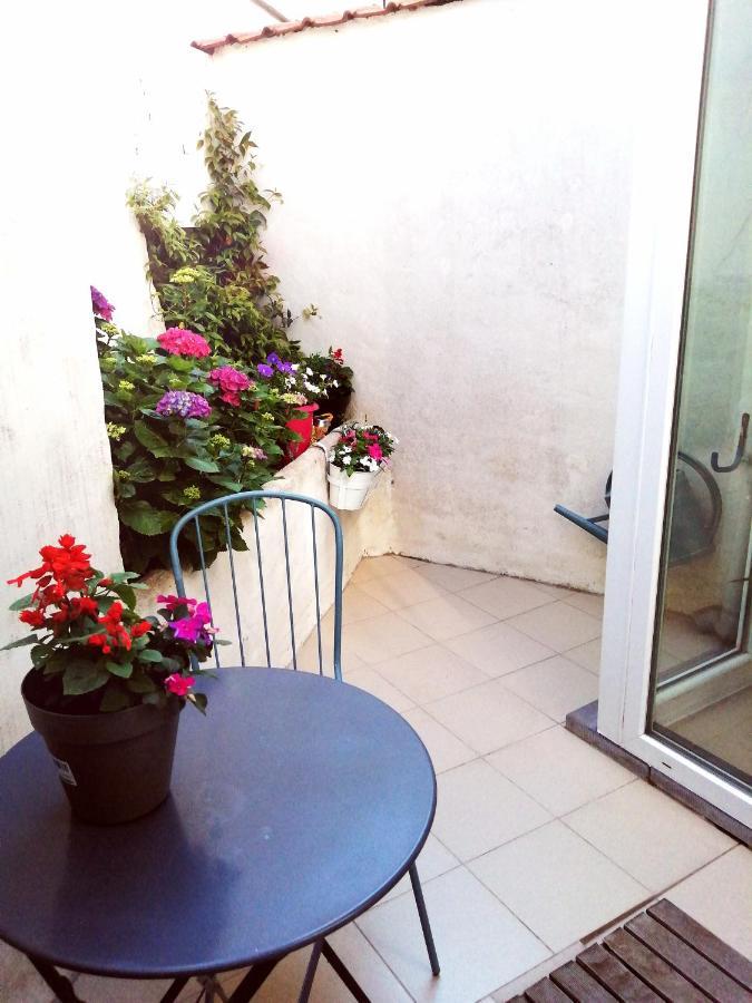 Appartement Studio With Terrace In 17th Century House Bruges